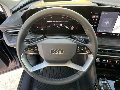 New 2025 Audi Q5 Premium Plus image 23