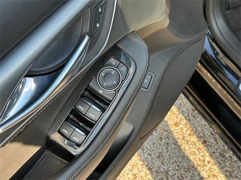 Used 2023 Cadillac CT5 Luxury image 21