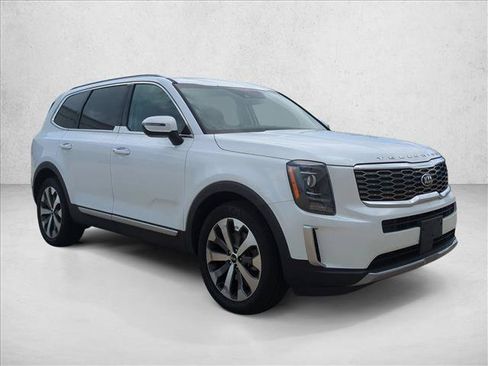 Used 2020 Kia Telluride S FWD image 3