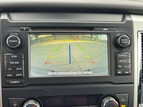 Used 2017 Nissan Titan SL image 20