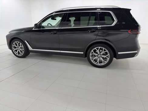 Certified 2023 BMW X7 xDrive40i w/ Executive Package image 2