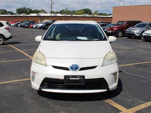 Used 2013 Toyota Prius Two FWD image 3