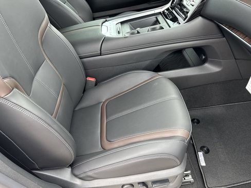 New 2026 Nissan Armada SL w/ Captain's Chari Seat Package RWD image 10