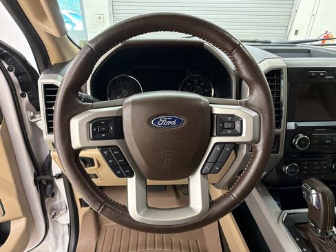 Used 2018 Ford F150 Lariat AWD/4WD image 29