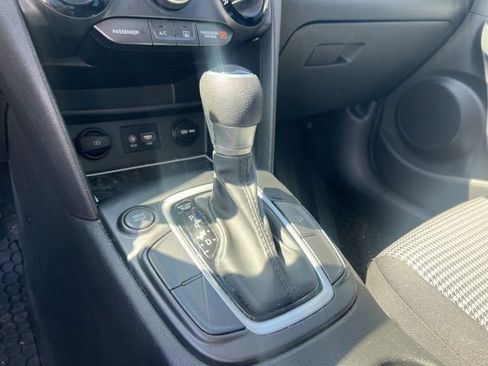 Used 2019 Hyundai Kona SE image 14