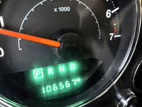 Used 2016 Jeep Wrangler Unlimited Sahara w/ Connectivity Group image 20