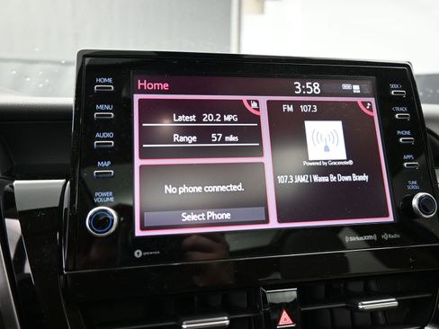 Used 2023 Toyota Camry XLE image 12