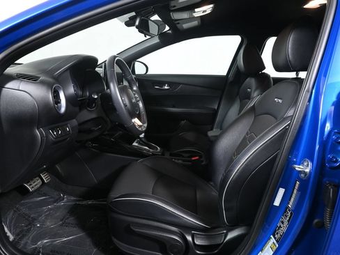 Used 2023 Kia Forte GT-Line w/ GT-Line Technology Package FWD image 3