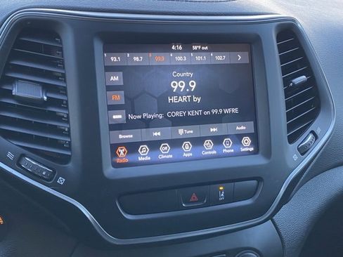 Used 2022 Jeep Cherokee Latitude Lux image 16