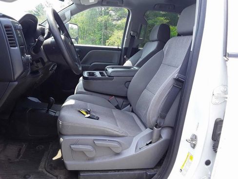 Used 2019 Chevrolet Silverado 2500 W/T image 15