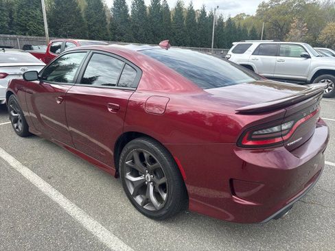 Used 2019 Dodge Charger GT image 3