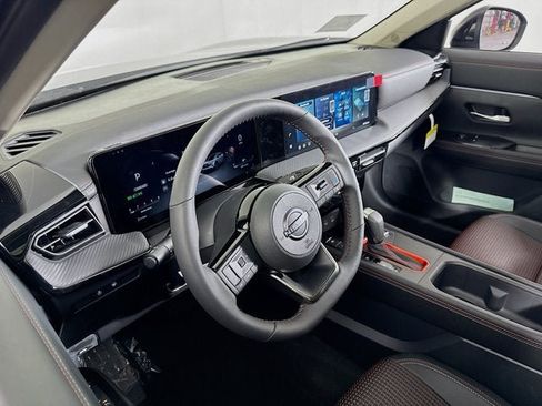 New 2026 Nissan Kicks SR w/ SR Premium Package AWD/4WD image 9