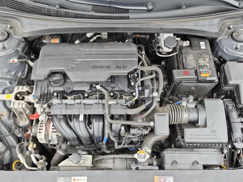 Used 2024 Hyundai Elantra Limited FWD image 22