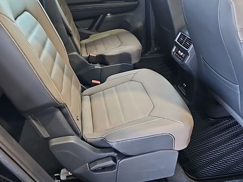 New 2026 Volkswagen Atlas SEL image 18