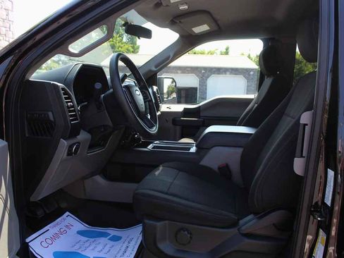 Used 2017 Ford F150 XL w/ Equipment Group 101A Mid AWD/4WD image 23