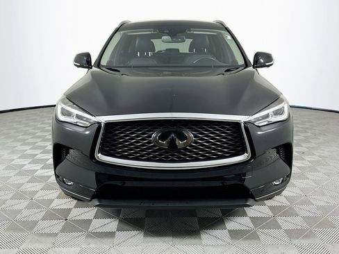 Used 2019 INFINITI QX50 Essential w/ Premium Heat Package AWD/4WD image 2