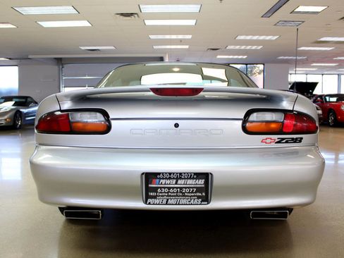 Used 2002 Chevrolet Camaro Z28 w/ Preferred Equipment Group 2 image 5