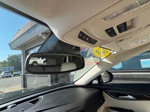 Used 2022 Buick Envision Essence w/ Safety Package image 11