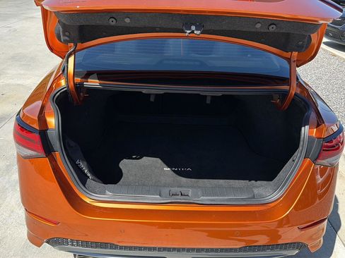 Used 2023 Nissan Sentra SR w/ Electronics Package FWD image 22