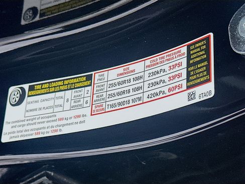 Used 2023 Nissan Pathfinder SL AWD/4WD image 12