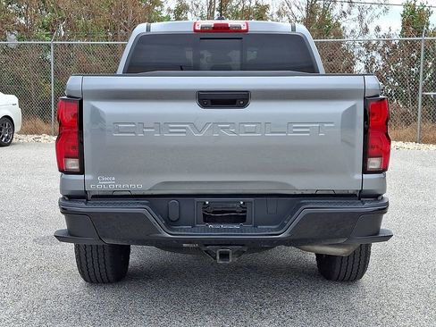Used 2024 Chevrolet Colorado Z71 w/ Z71 Convenience Package 2 AWD/4WD image 8