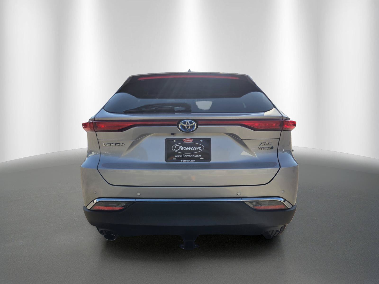 Used 2022 Toyota Venza XLE AWD/4WD image 6