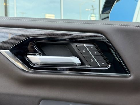 New 2026 GMC Yukon XL Elevation w/ Elevation Premium Package image 35