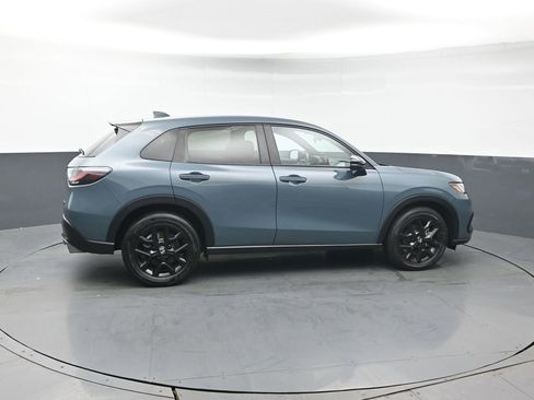 Used 2023 Honda HR-V Sport image 7