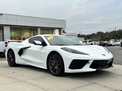 Used 2025 Chevrolet Corvette Stingray Coupe w/ 1LT image 4