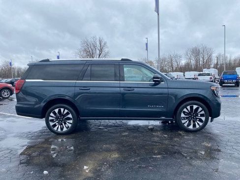 New 2026 Ford Expedition Max Platinum w/ Driver's Package image 9