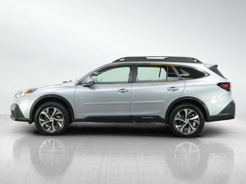 Used 2022 Subaru Outback Limited AWD/4WD image 2