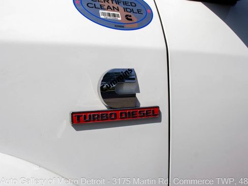 Used 2024 RAM 5500 4x4 Regular Cab image 26