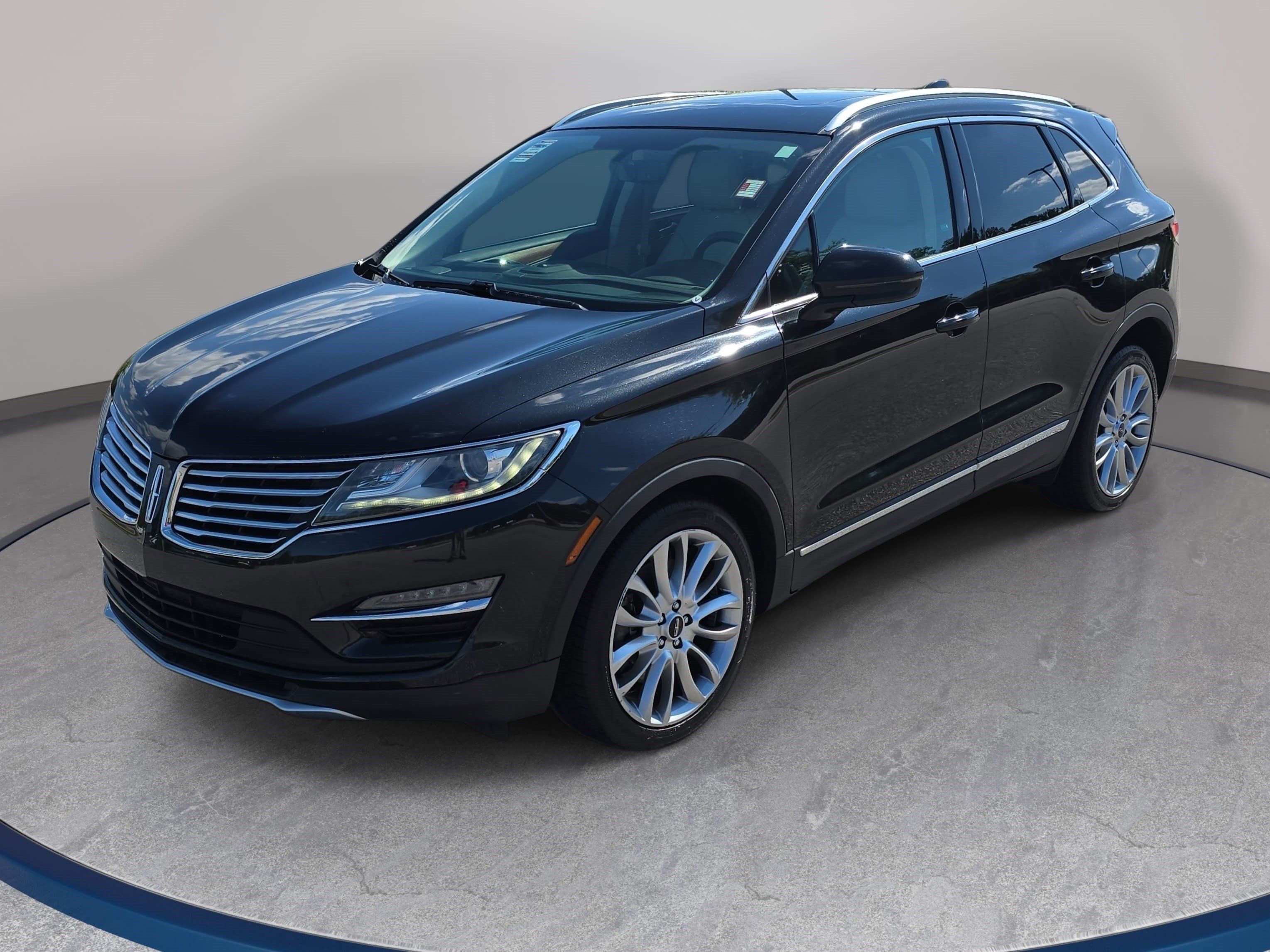 Used 2015 Lincoln MKC FWD w/ Equipment Group 102A Reserve image 1