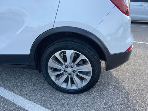 Used 2019 Buick Encore Preferred image 11