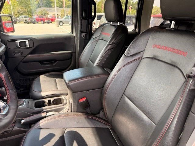 Used 2022 Jeep Wrangler Unlimited Rubicon w/ LED Lighting Group AWD/4WD image 8