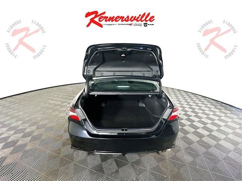 Used 2024 Toyota Camry SE image 26