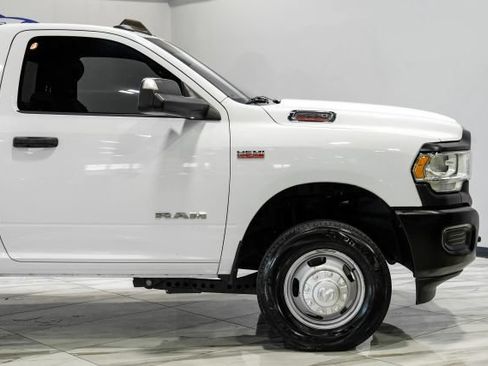Used 2022 RAM 3500 Tradesman AWD/4WD image 15