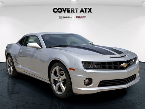 Used 2010 Chevrolet Camaro SS w/ RS Package RWD image 9