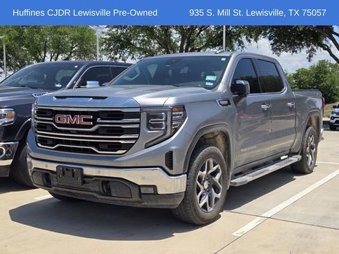 Used 2025 GMC Sierra 1500 SLT AWD/4WD image 3