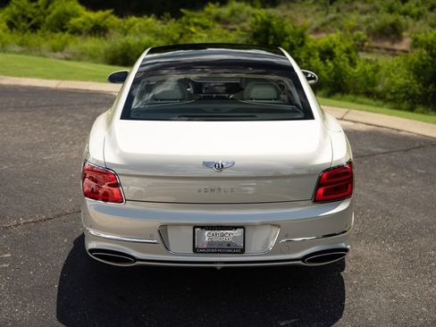 New 2026 Bentley Flying Spur Plug-In Hybrid AWD/4WD image 11