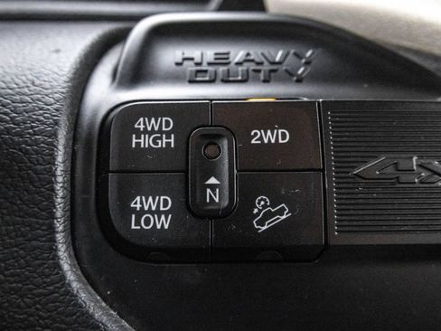 Used 2019 RAM 2500 Laramie AWD/4WD image 35