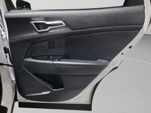 Used 2023 Kia Sportage EX image 36