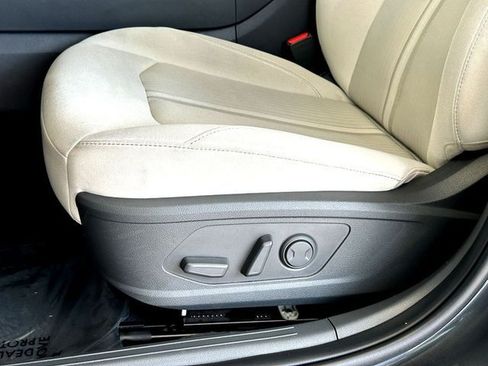 Used 2025 Hyundai Sonata SEL FWD image 12