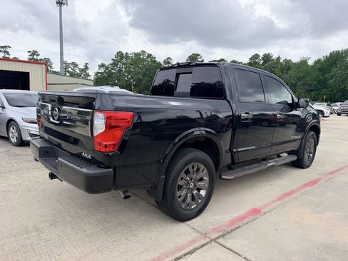 Used 2017 Nissan Titan Platinum Reserve AWD/4WD image 7