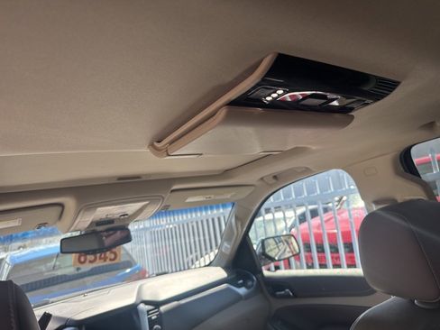 Used 2019 Chevrolet Tahoe Premier image 16