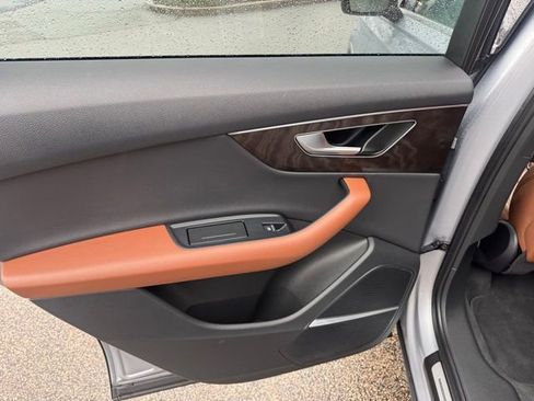 Used 2021 Audi Q7 3.0T Premium Plus image 35