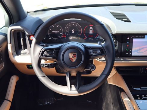 New 2026 Porsche Cayenne AWD/4WD image 15