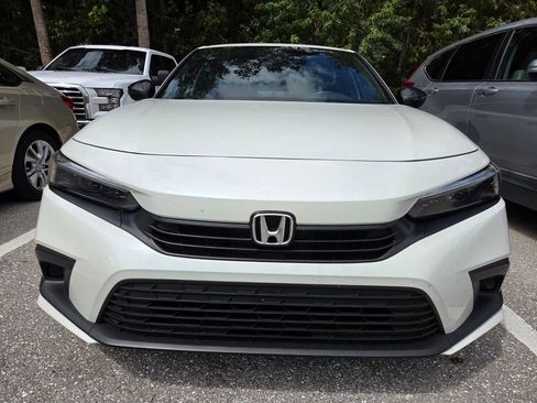 Used 2024 Honda Civic Sport image 2
