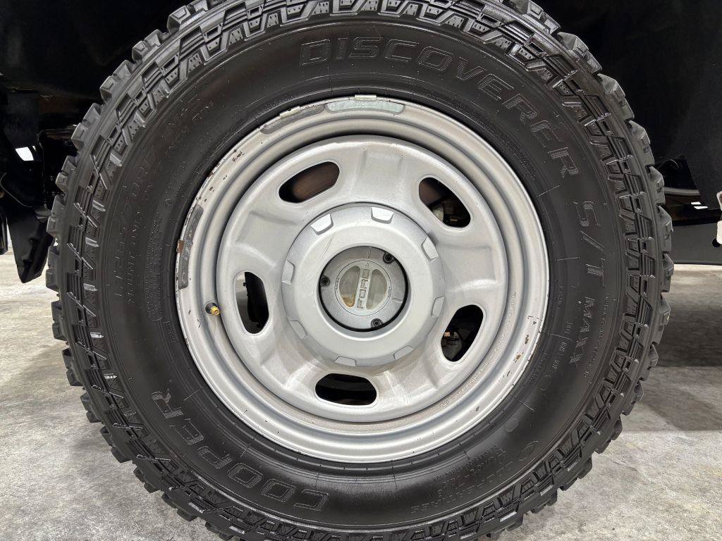 Used 2011 Ford F350 XL w/ Skid Plate Pkg AWD/4WD image 26