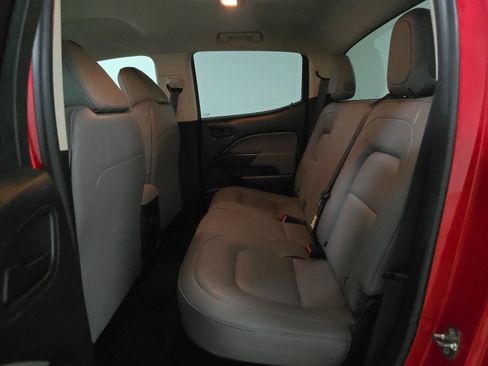 Used 2019 Chevrolet Colorado W/T w/ Custom Special Edition image 14